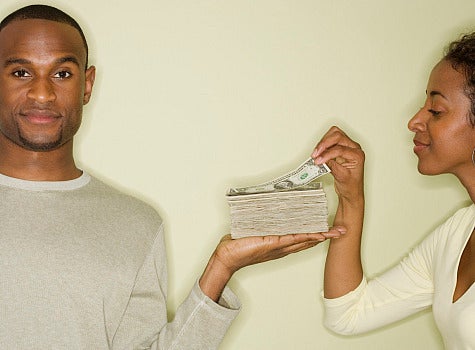 aa-couple-handing-money--survey-475.jpg