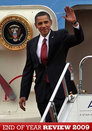 obama-waving-air-force-one.jpg