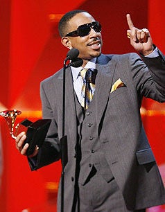 49th Annual Grammy Awards Red Carpet Photos