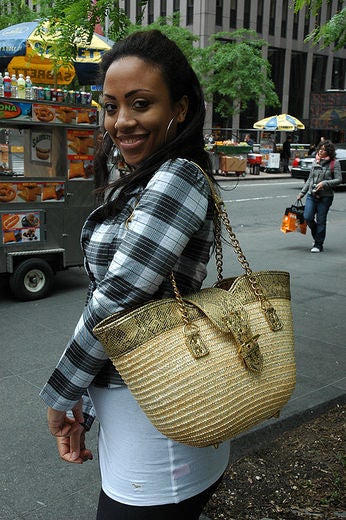 Street Style: Summer 2009 Handbag Trends