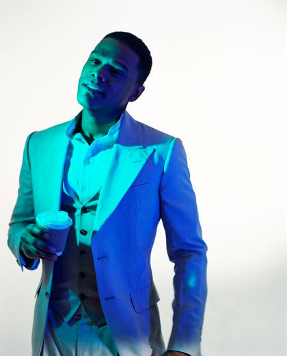 Maxwell Responds To Viral Video: 'Y'all Wanna Laugh But Your Knees Ain't Built Like That'