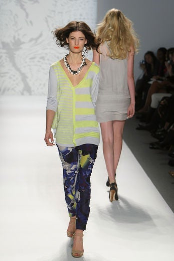 Twinkle By Wenlan Spring 2010 NY Fashion Week