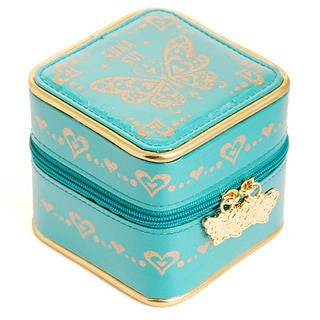 Vintage Vamp: Theresa Harris