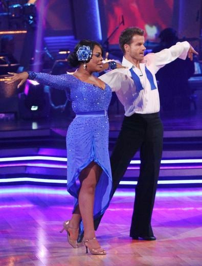 Niecy Nash "Dancing With the Stars" Weekly Gallery