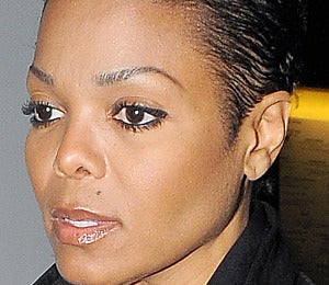 Style Surprise: Janet Jackson Cut Her Hair!