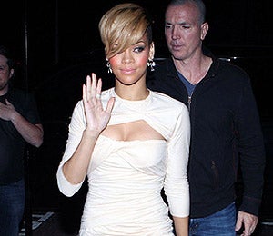 Star Gazing: Rihanna is White Hot