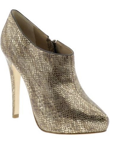 All that Glitters: Chic Gold Footwear