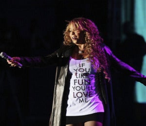 Star Gazing: Mariah Carey Pregnancy Rumors Continue