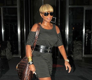 Star Gazing: Mary J. Blige is a Hot Stepper