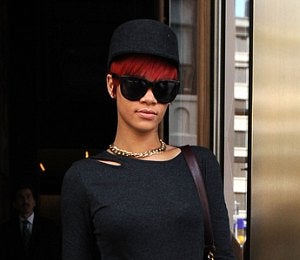 Star Gazing: Rihanna Cuts It Out