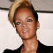 Star Gazing: Rihanna Gets a Wax Double