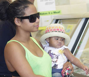 Star Gazing: Christina Milian Takes Violet for a Stroll