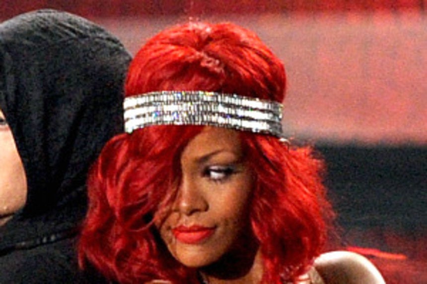 Rihanna Debuts Her New 'Do at the VMAs Essence