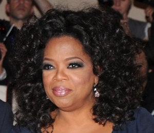 Oprah Donates Tickets to Her Show for Charity Auction