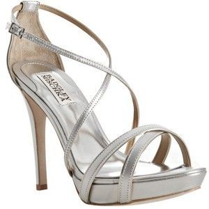 Style File: Regina King