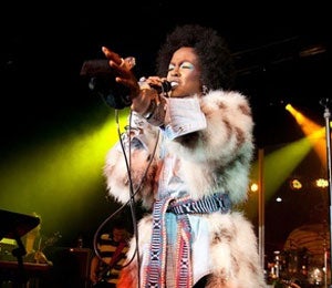 Star Gazing: Lauryn Hill Performs at Sundance