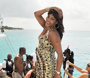 Star Gazing: Vivica A. Fox Goes Yachting in Barbados