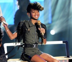 Willow Smith Performs 'Whip My Hair' on New Year's Eve
