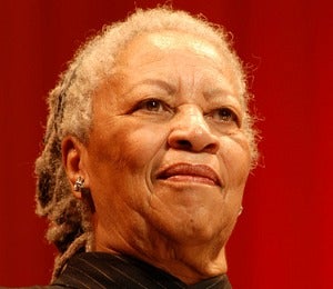 Toni Morrison to Give Rutgers Commencement Address