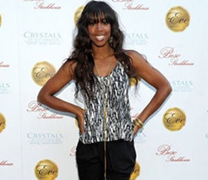 Star Gazing: Kelly Rowland Stays Sexy in Vegas