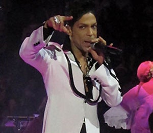 Star Gazing: Prince Rocks the Stage in L.A.