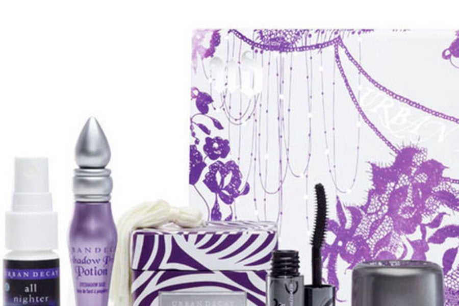 Great Beauty The Best Bridal Makeup Kits Essence