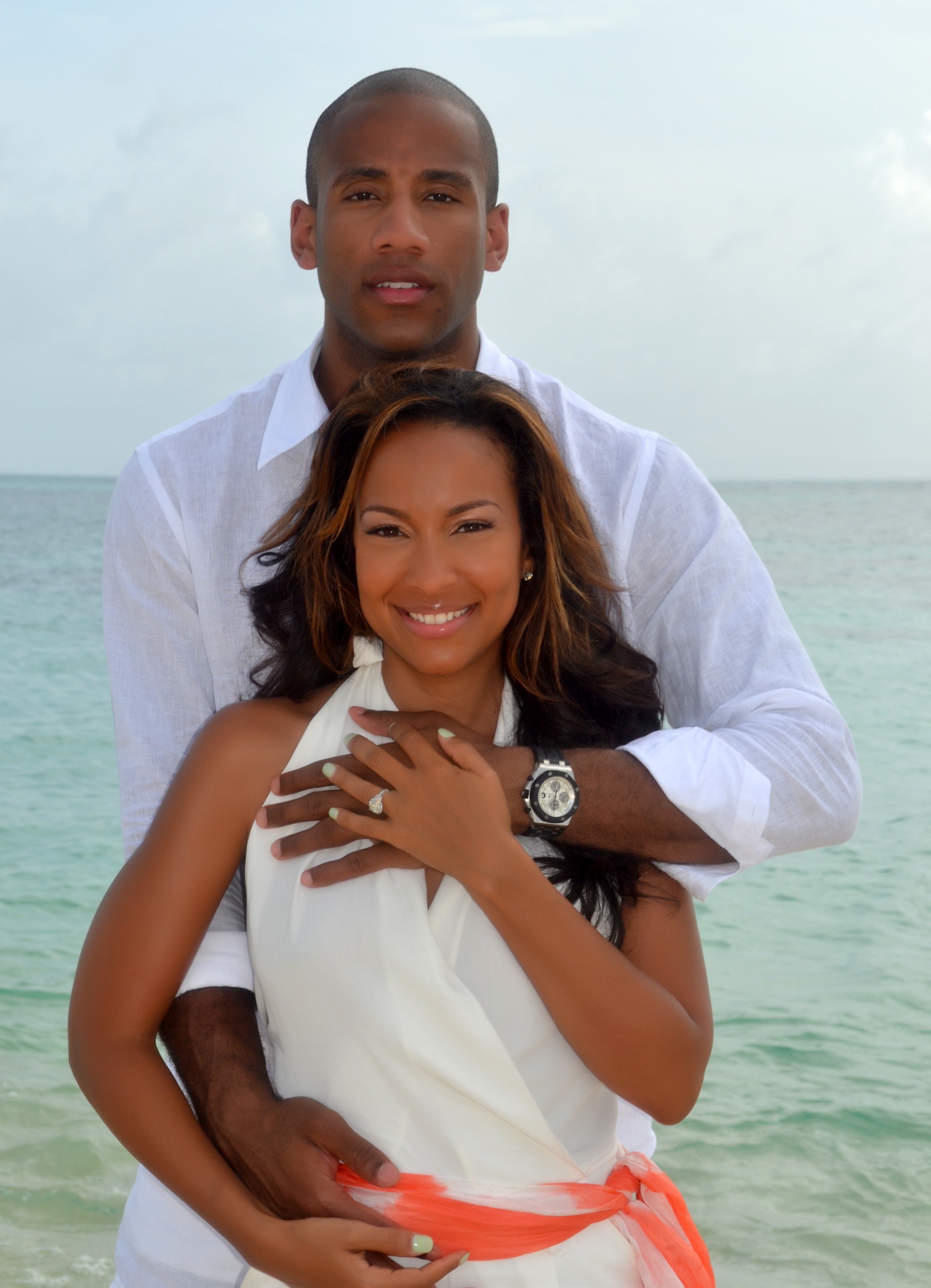 NBA Star Dahntay Jones Releases Official Engagement Photo
