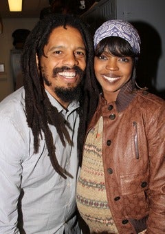 Report: Lauryn Hill Welcomes Sixth Child