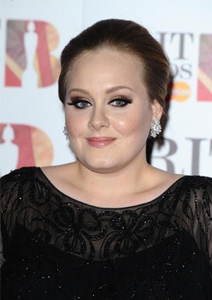 Adele Leads AMA Nominations
