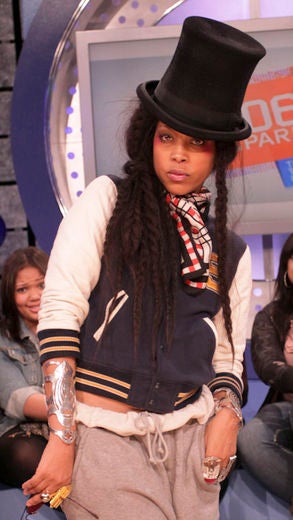 Hairstyle File: Erykah Badu