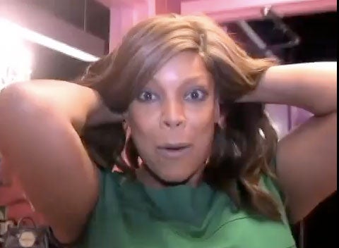 Wendy Williams Takes Off Her Wig
