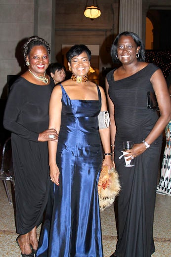 Street Style: 'Evening of Many Cultures' Gala