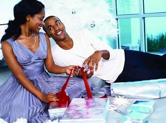 10 Places to Meet a Man For the Holidays