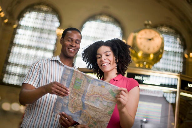 10 Places to Meet a Man For the Holidays