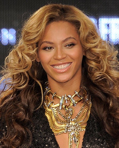 2011: Beyonce's Best Beauty Looks