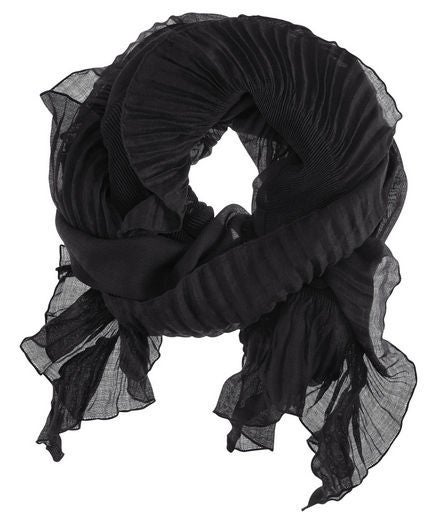 Celeb Style: Statement Scarves