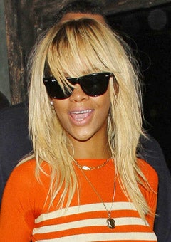 Look of the Day: Rihanna Steps Out in a Bold, Blond ‘Do
