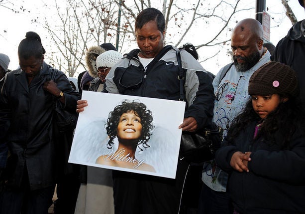 Fans Mourn Whitney Houston