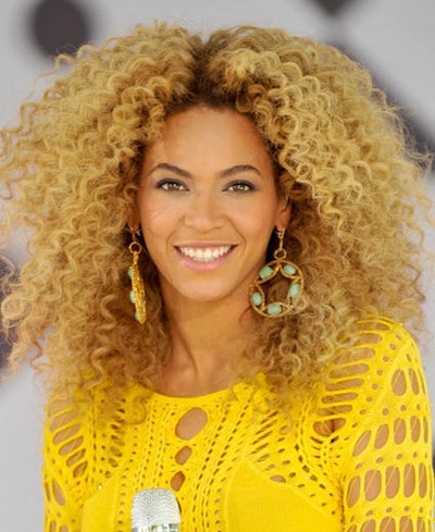 Hot Hair: Celebs with Colored Natural Hair