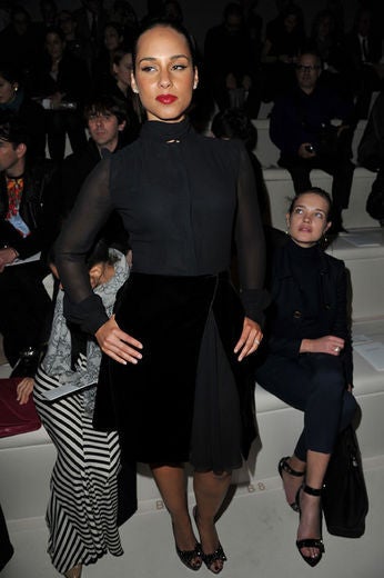 Look For Less: Alicia Keys' Parisian Chic