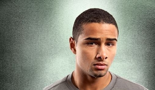 8 Signs He's The Cheating Type
