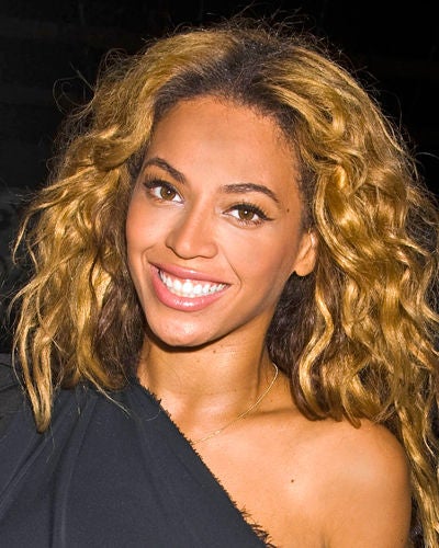 Beyonce Calls Fake Baby Bump Rumors 'Just Crazy'