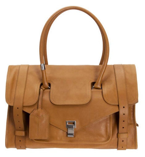 Chic Mom Essentials: Liya Kebede