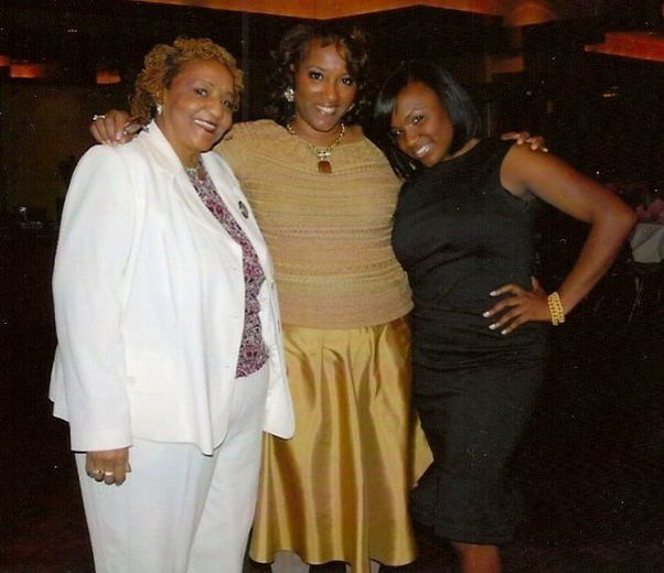 ESSENCE's 'Flyest Mother Daughter Duo'