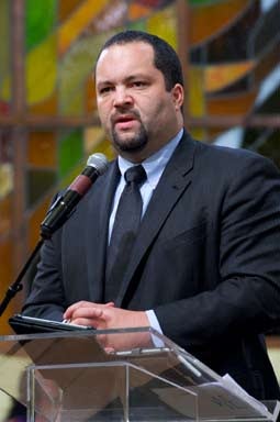 NAACP Creates Petition Against George Zimmerman