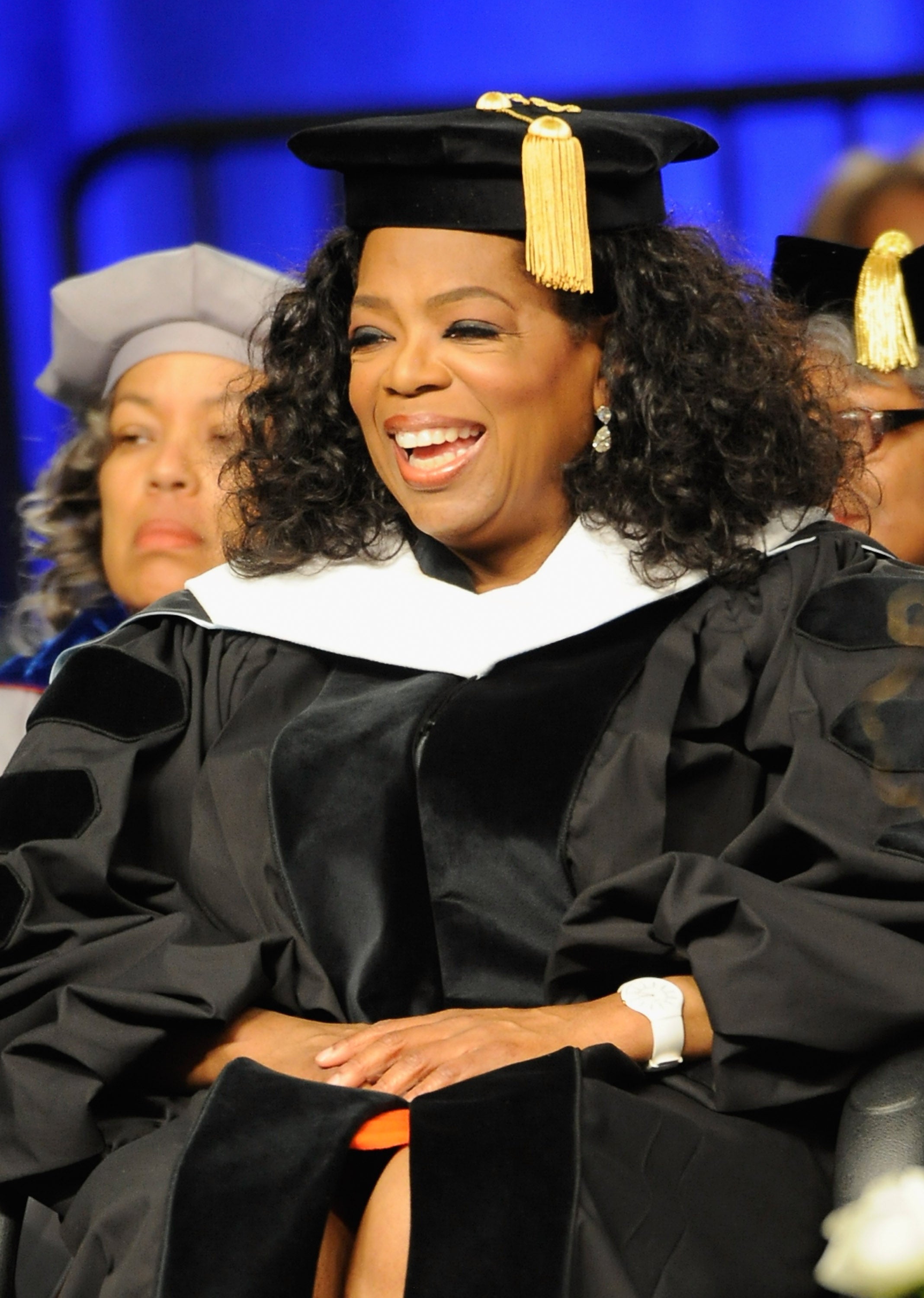 Oprah Delivers Words of Wisdom to Spelman Grads