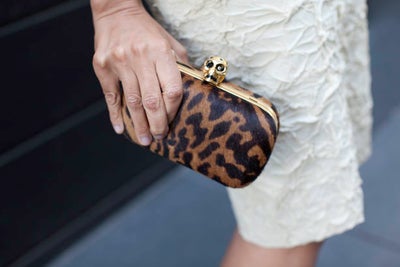 Accessories Street Style: In A Clutch