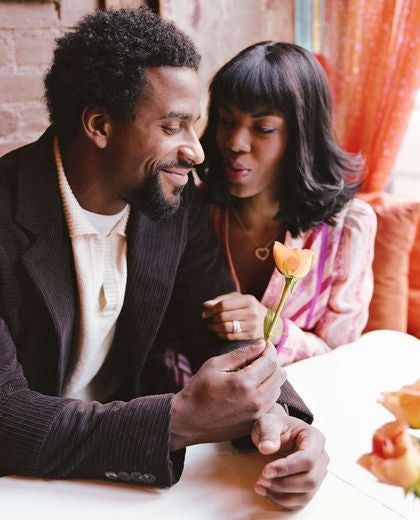 10 First Date Mistakes He'll Judge You For