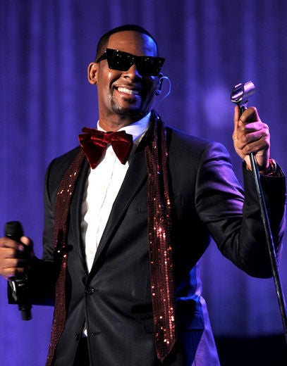 Taking On R. Kelly's Autobiography | Essence