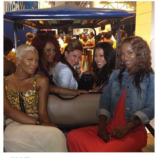 Celebrity Twitpics from the ESSENCE Music Festival